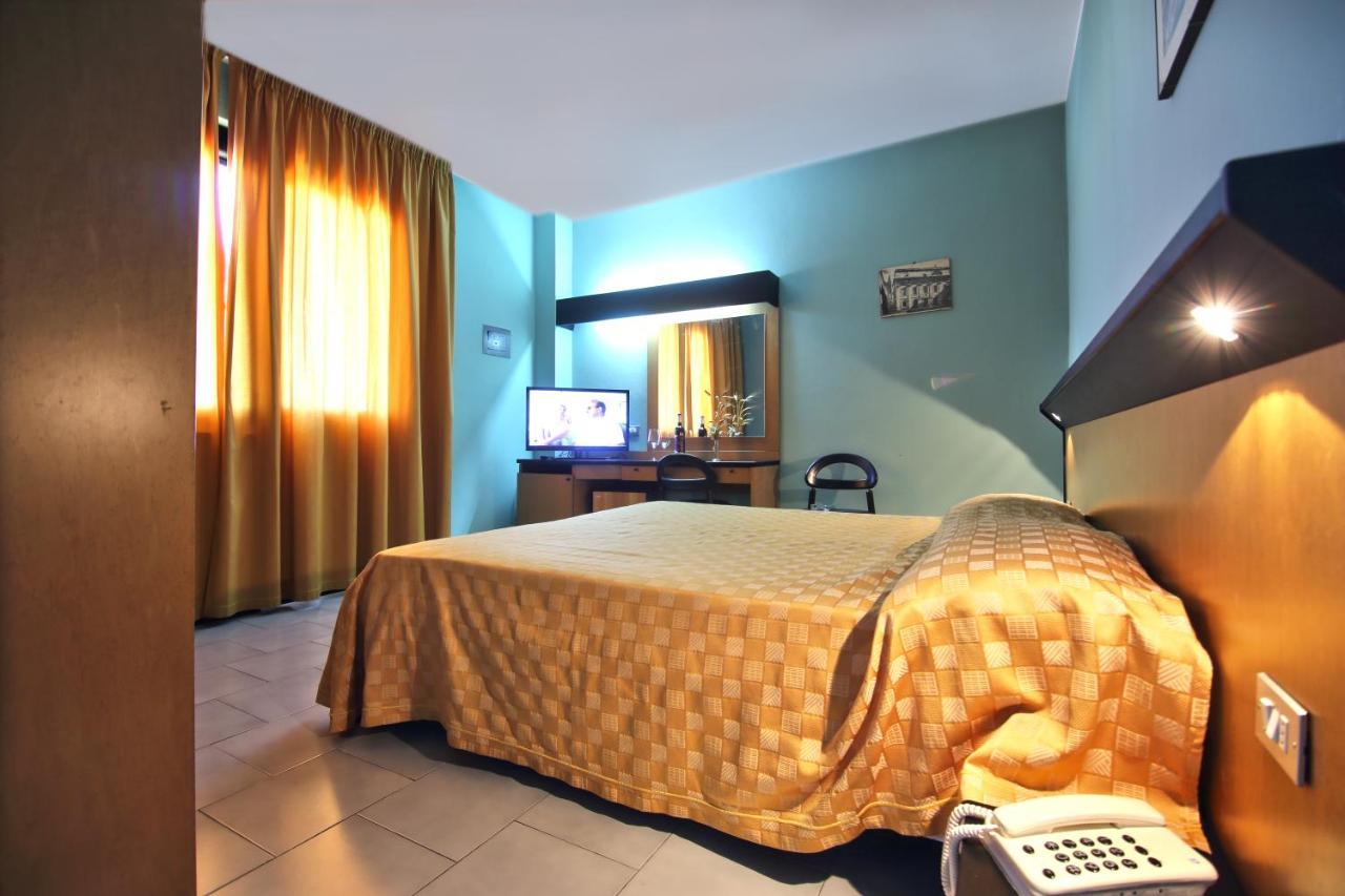 Green Sporting Club Hotel Alghero Rum bild