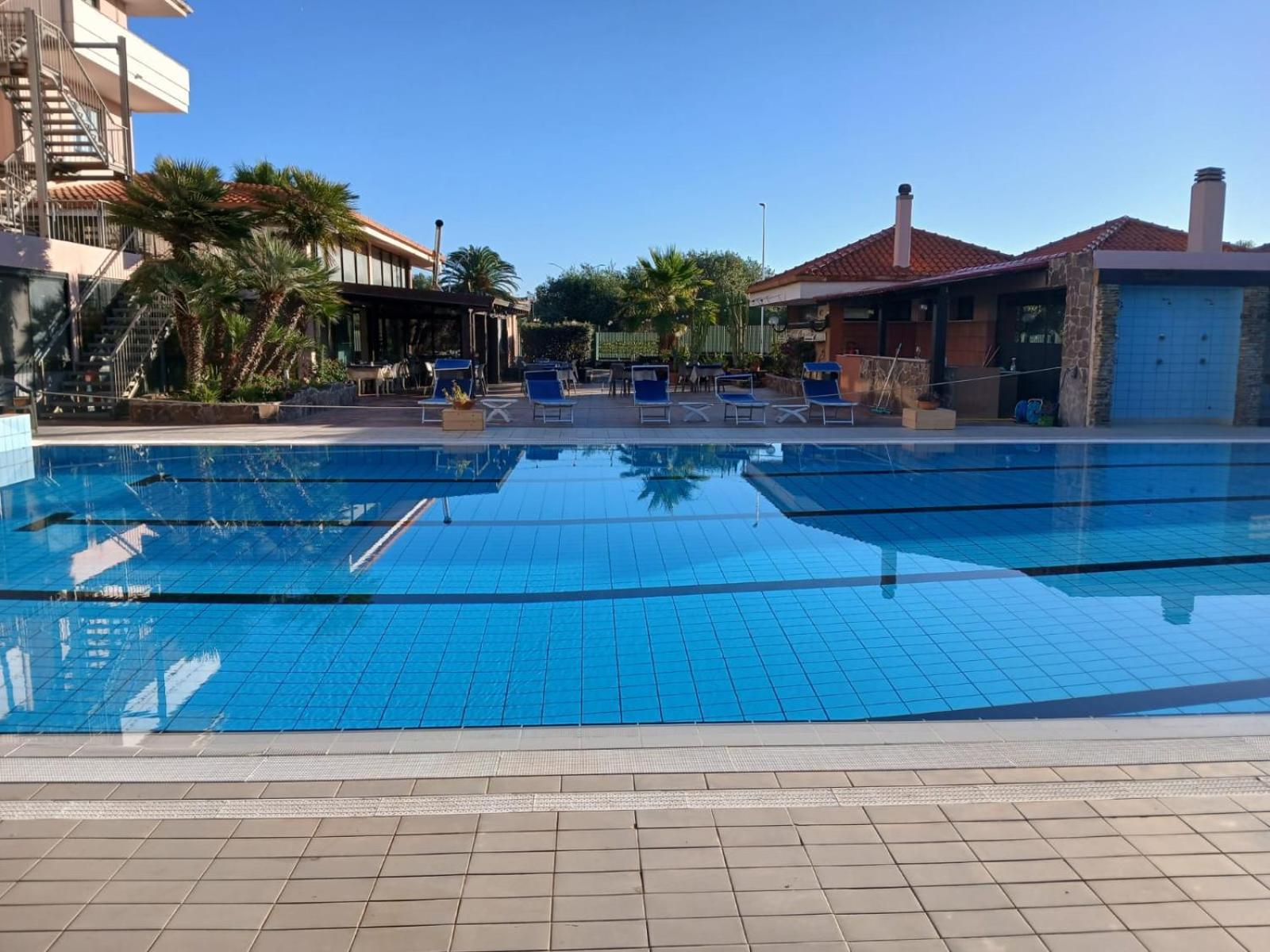 Green Sporting Club Hotel Alghero Exteriör bild